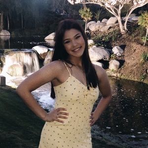Meet your Posher, Mikaela